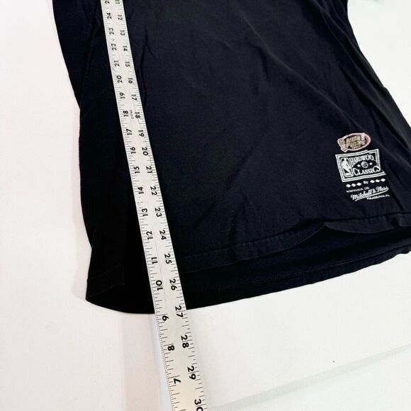 Mitchell & Ness T-Shirt Mens Medium Black Chicago Bulls  Short-Sleeve Crew-Neck - Picture 7 of 9